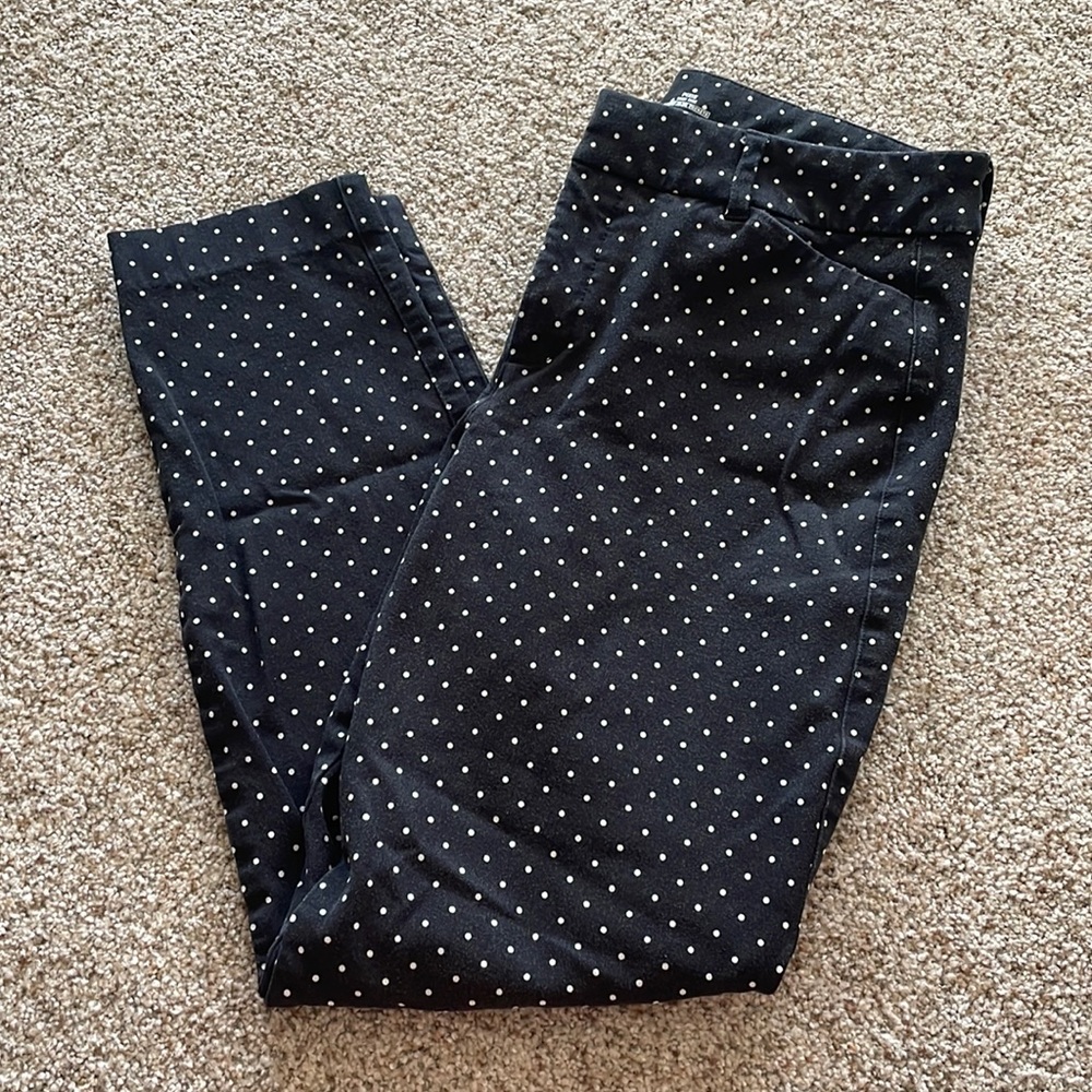 Old Navy Women’s Pixie Polkadot Pants Ankle length